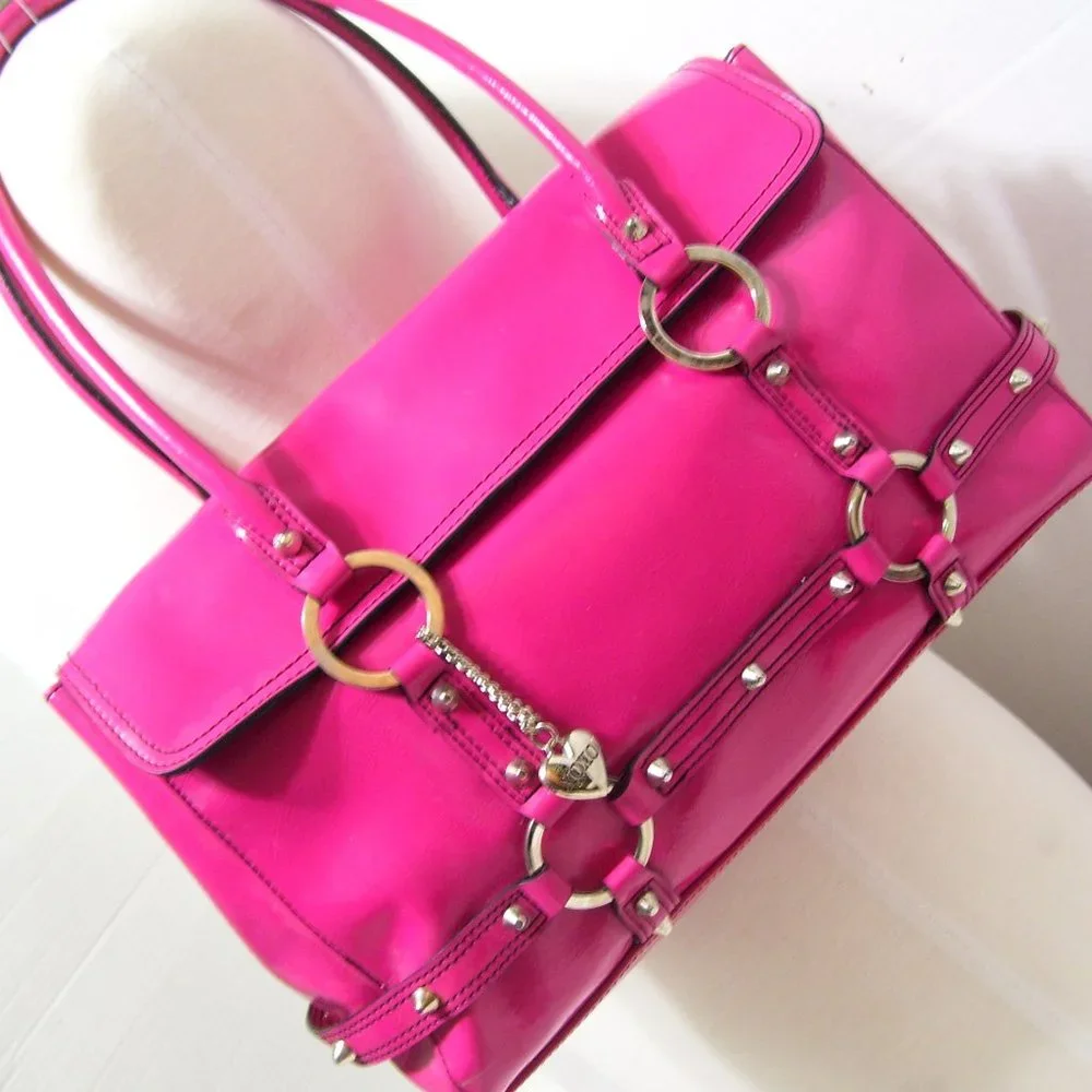 XOXO Fashion Handbag  Vegan Hot Pink with Gold Metal Accents  NWOT - Picture 2 of 3